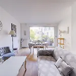Lovely With Exceptional Terrace * Бордо