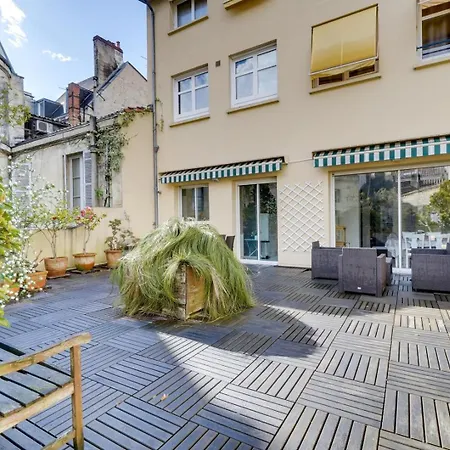 Апартаменты Lovely With Exceptional Terrace *