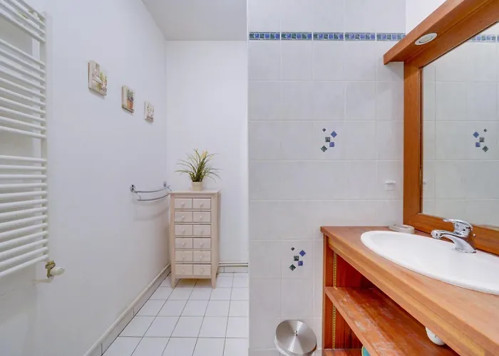 Apartman Lovely With Exceptional Terrace *