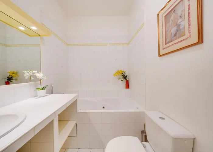 Lovely With Exceptional Terrace